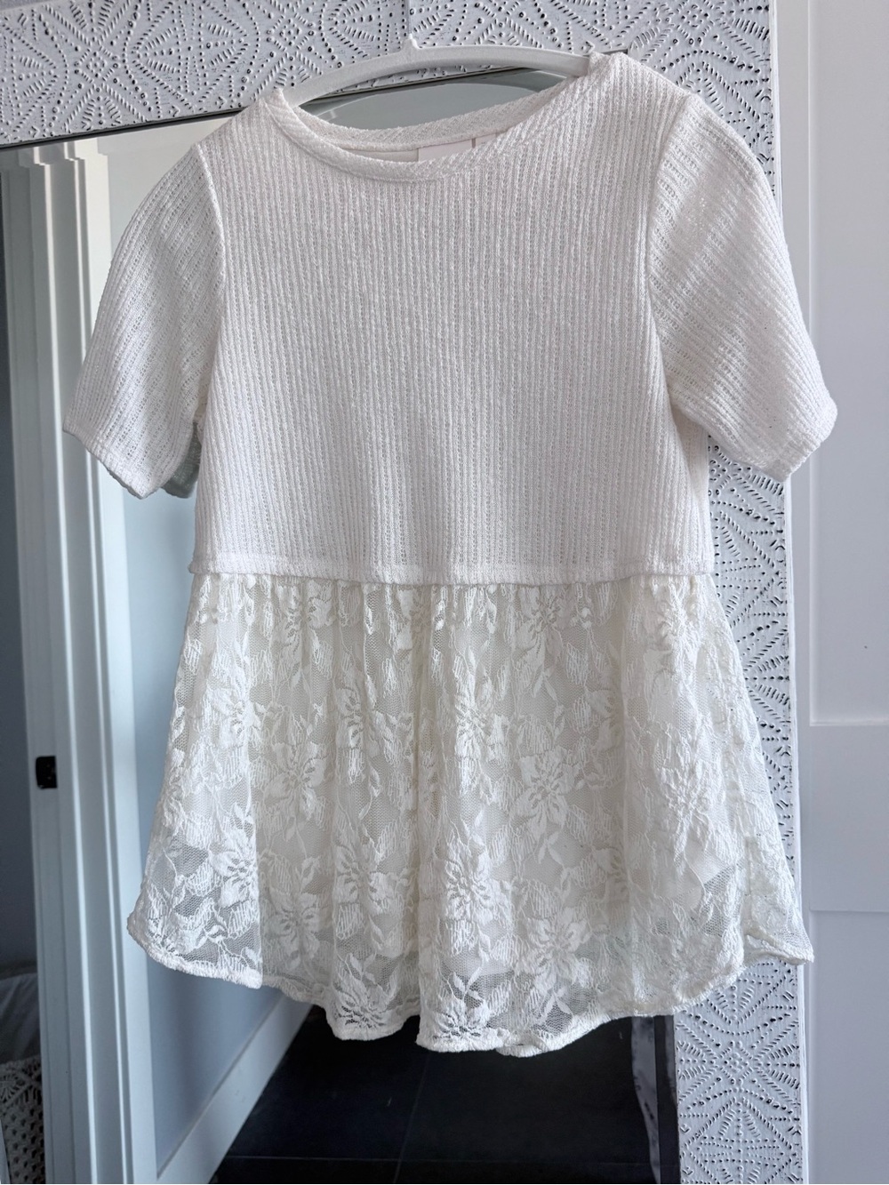 LC Lauren Conrad Cream Lace-Trim Short Sleeve Top
